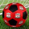 Fußball in Größe 5 mit Liverpool Football Club Thema, geeignet für Spiele drinnen und draußen, ein Geschenk für jeden geeignet.