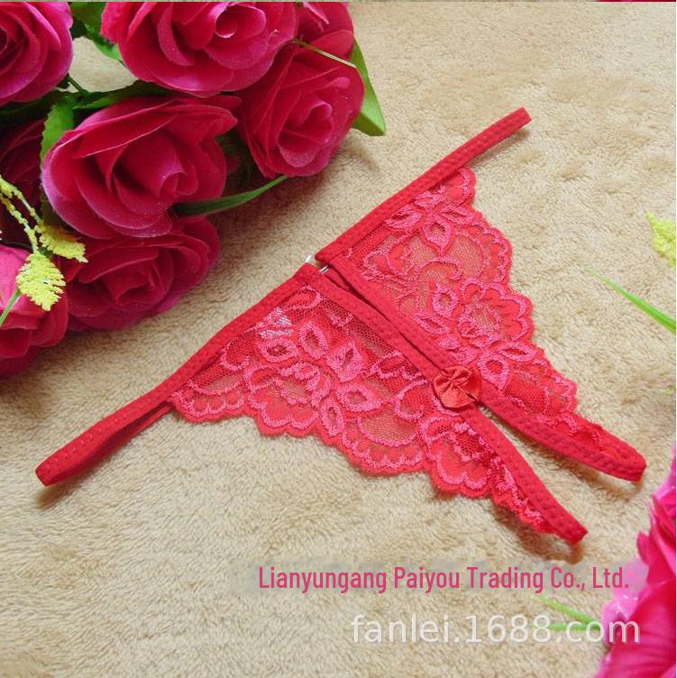 Dessous-Set aus Spitze mit offenem Schritt: Sexy BH, Bikini, Tanga-Pyjama, zweiteilig