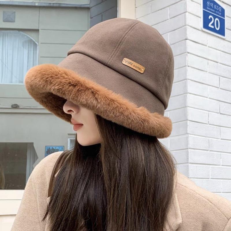 New Plush Bucket Hat Women's Winter Warm Thickened Hat Travel Versatile Show Washbasin Hat Tide