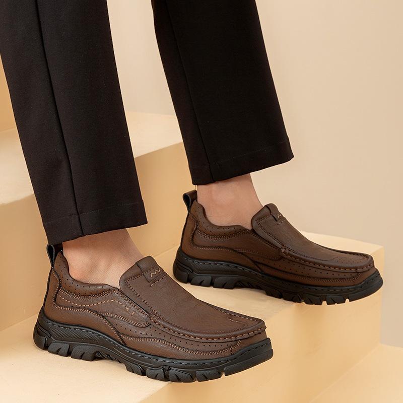 Men s Casual Non-Slip Leather Shoes - Soft, Breathable Top-Layer Cowhide for Autumn 45