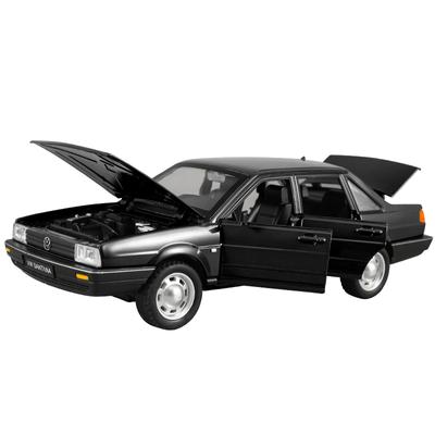 1/24 Ölçekli Diecast Santana Alaşım Klasik Model Araba Ses ve Işık Erkek Arkadaş İçin Hediye Koleksiyon Hobiler Çocuklarla Hediye