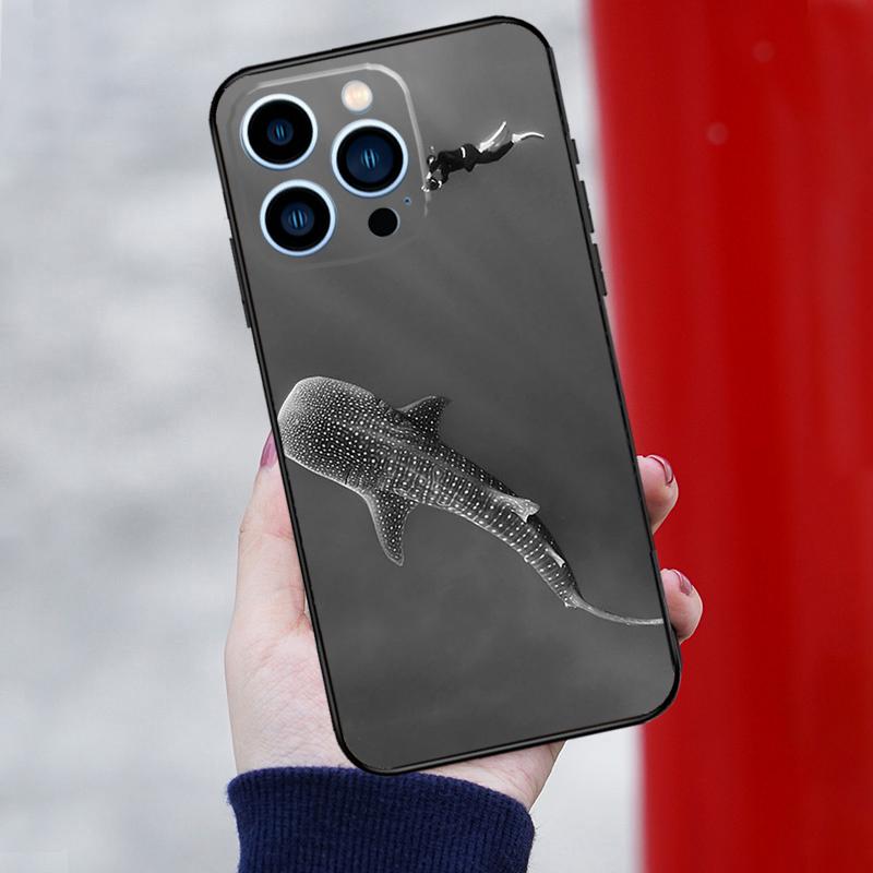 Whale Sharks Fish Phone Case For iPhone 16 Pro Max 12 13 Mini 11 14 15 Pro Max XR 15 16 Plus 16e Cover Shell