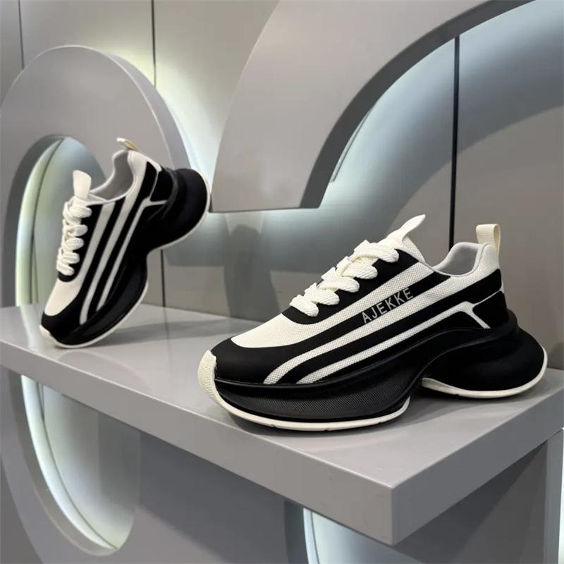 

Модне літнє універсальне чоловіче повсякденне взуття Модні кросівки на товстій підошві, що збільшують зріст, дихаючі, чоловічі кросівки для бігу, тенісне взуття, tenis masculino 42