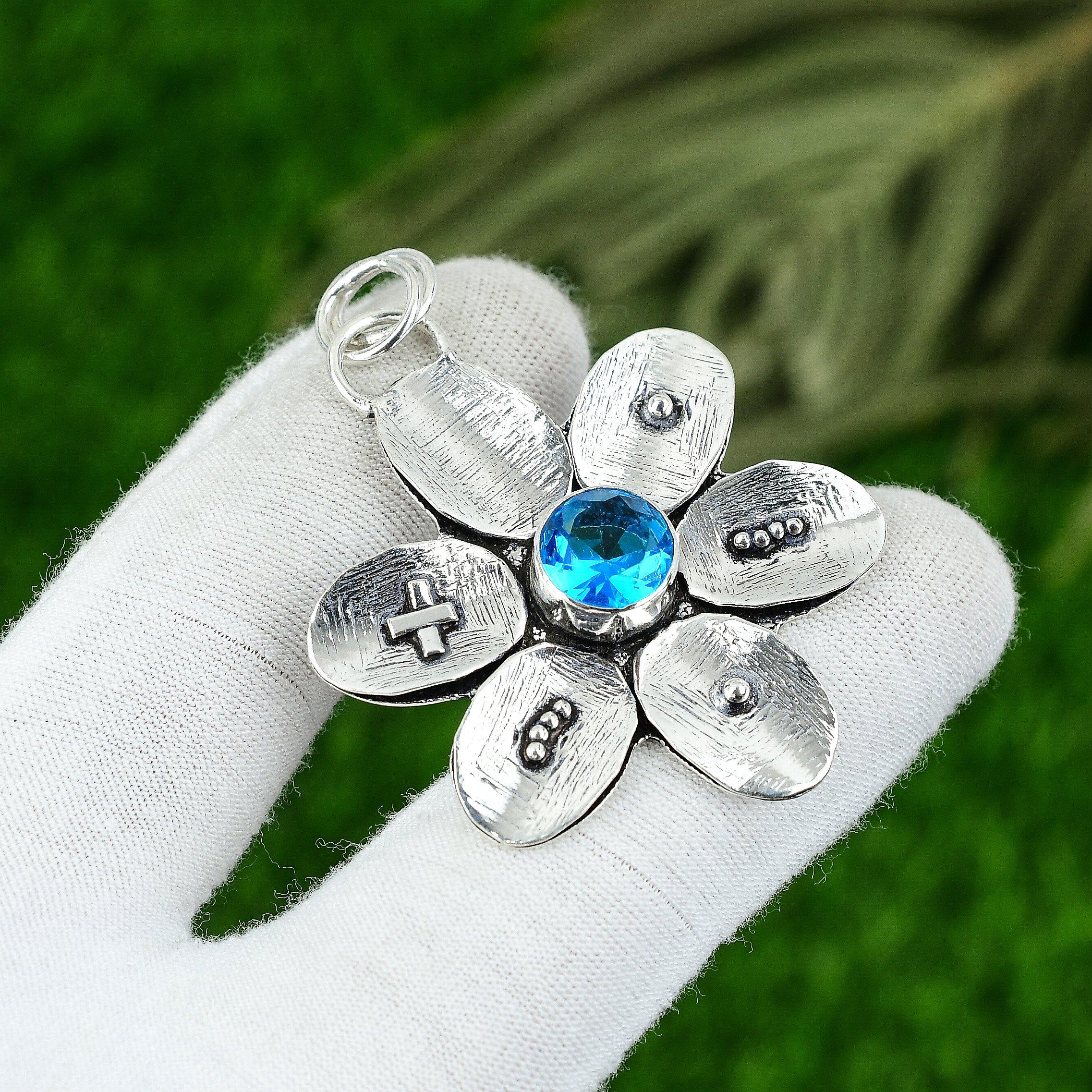 

Gift For Her 925 Sterling Silver Natural Swiss Blue Topaz Gemstone Pendant