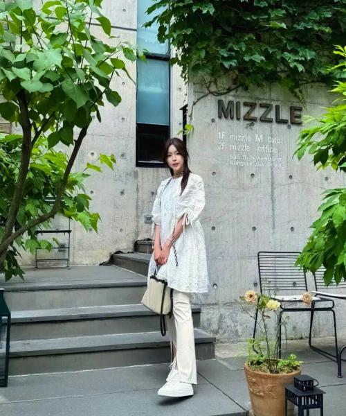 [Differ Shoe] Plain White Sneakers 7CM Unisex P00000OW