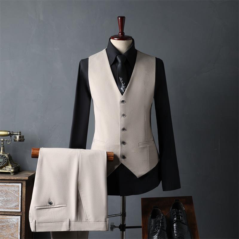 

Korean-Style Apricot Double-Breasted Men s Suit, 2024 Autumn Wedding & Best Man Attire 48/M (100-112 lbs)