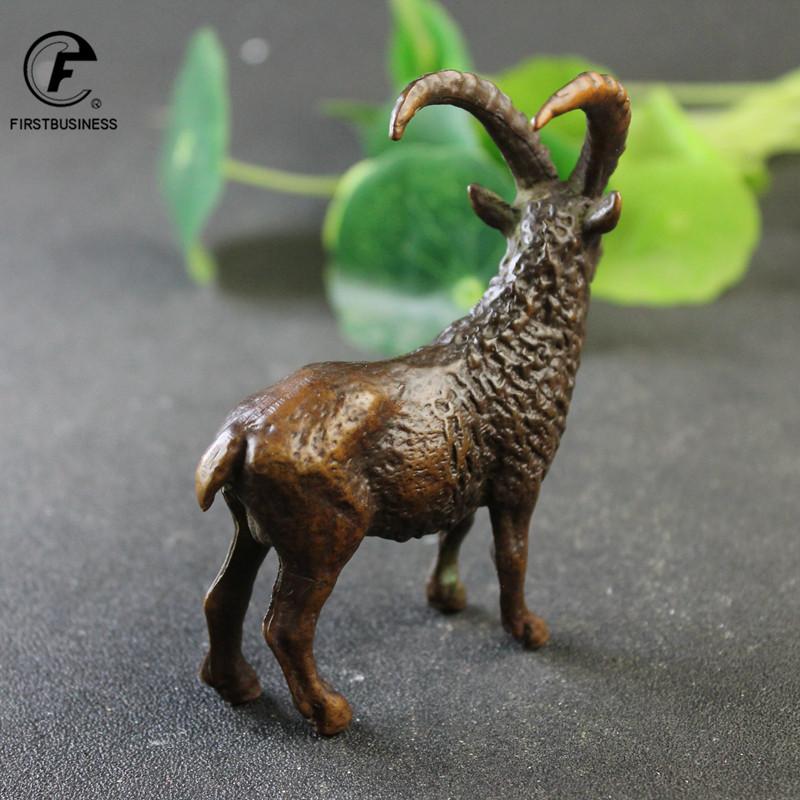 Vintage Copper Leader Sheep Big Ornament Antique Brass Animal Miniatures Figurine Lucky Antelope Home Decor Desktop Decoration