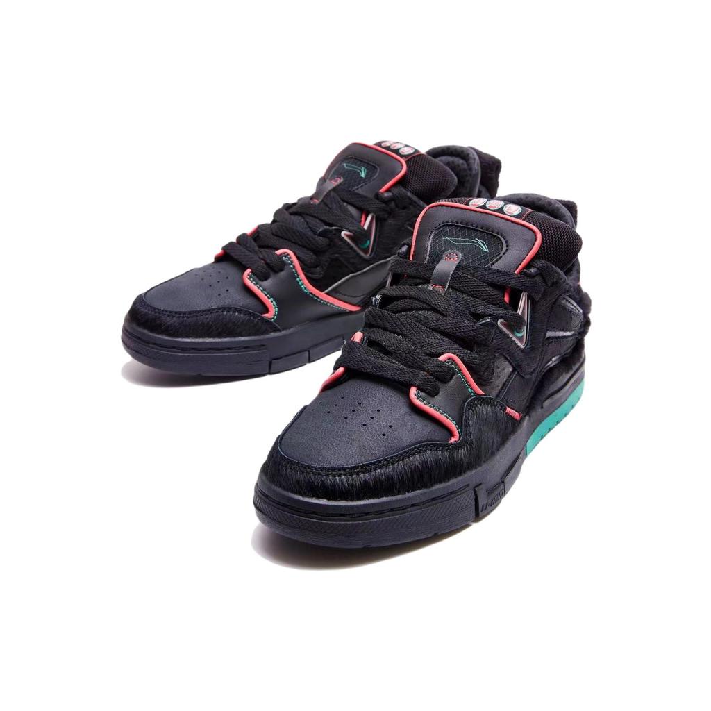Li-Ning Weiwu Pro Glow In The Dark Lion Synthetic Leather Shock Absorbing Lightweight Low Top Sneakers Women sneakers Black AECS006-1