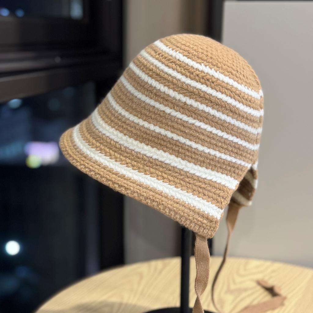 New Korean Style Striped Lace up Knitted Pullover Hat for Women Spring and Autumn Fashion Versatile Face Showing Small Woolen Fisherman Hat Trendy