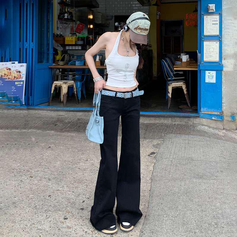 Women s White Low-Rise Micro-Flare Jeans with Round Pockets - Slim Fit Stretch for Spring/Summer S