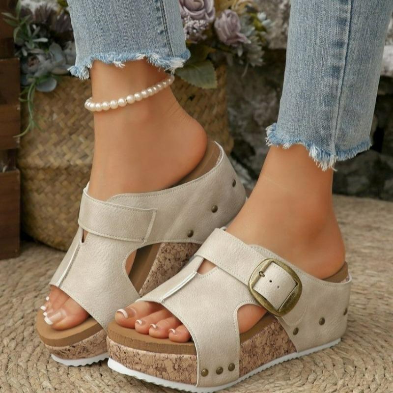 Large size wedge slippers women's summer new buttons decorative rivet slippers thick-bottomed cool slippers