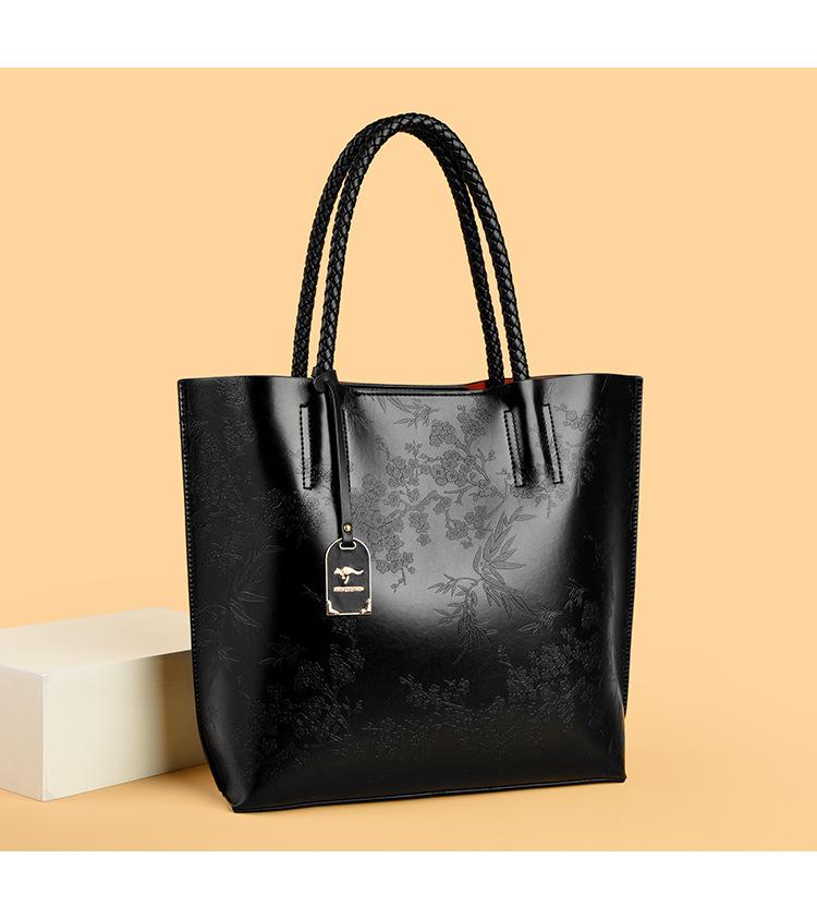 2026 Fashion Versatile Large Capacity Mother-Child Tote Bag: High-Quality, Elegant, Casual