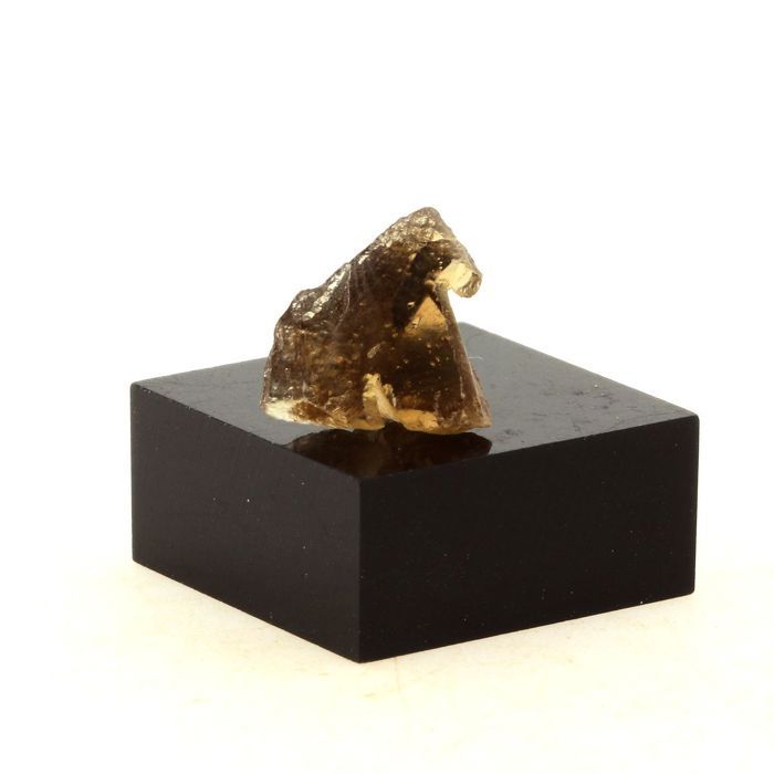 Pierres et Minéraux. Enstatite. 3.90 ct. Kilosa District, Morogoro Region, Tanzanie.