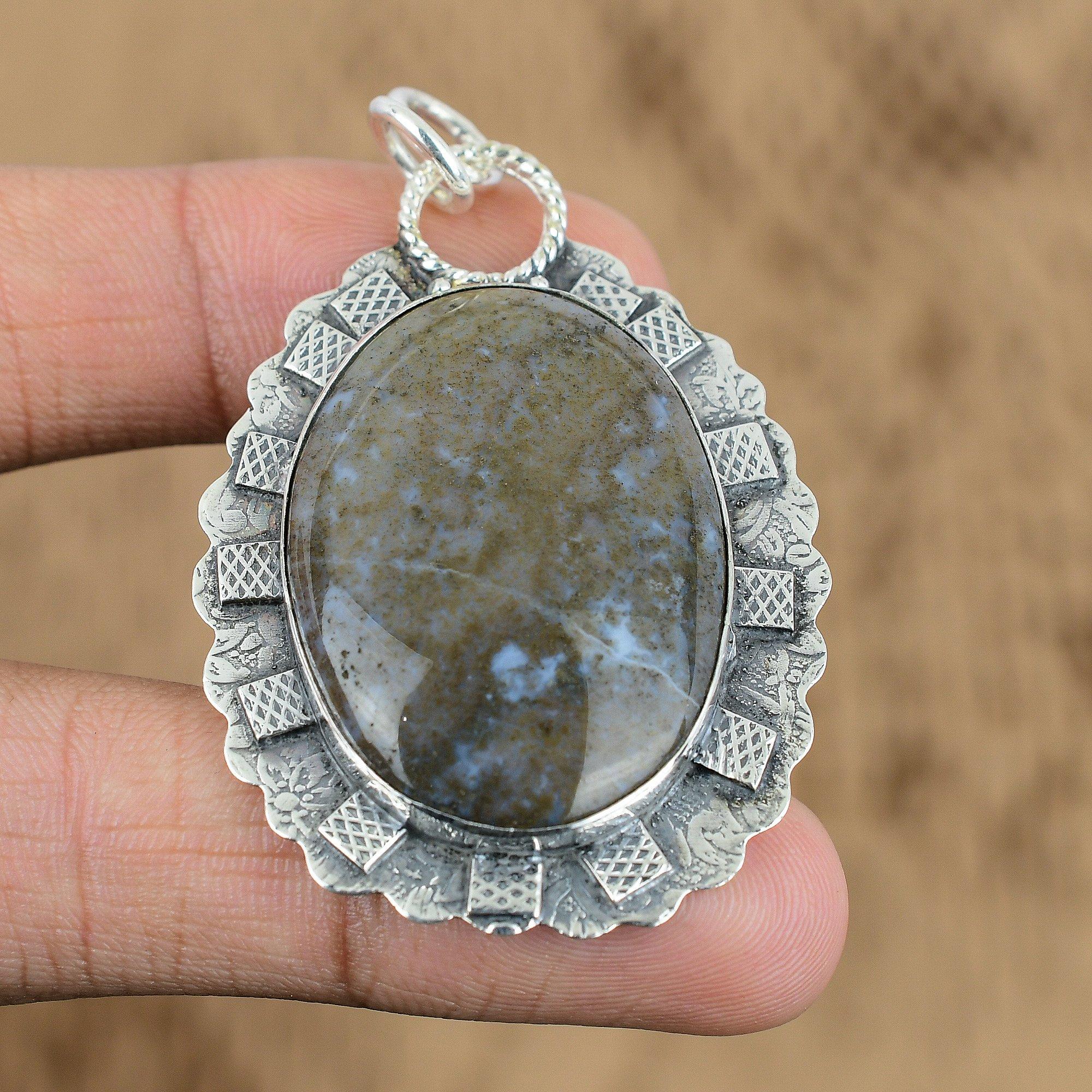 

925 Silver Oval Natural Polka Dot Agate Daughter Wedding Ethnic Pendant Jewelry