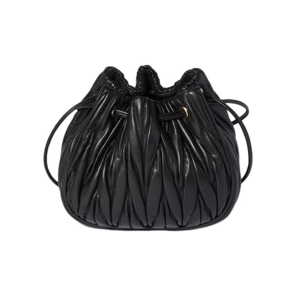MIU MIU Matelassé Logo Lammleder Clutch Damen Clutch Schwarz 5ND022_AFPP_F0002
