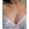 Broches e joias para o corpo