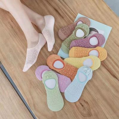 Women Spring and Summer New Simple Mesh Breathable Invisible Boat Socks