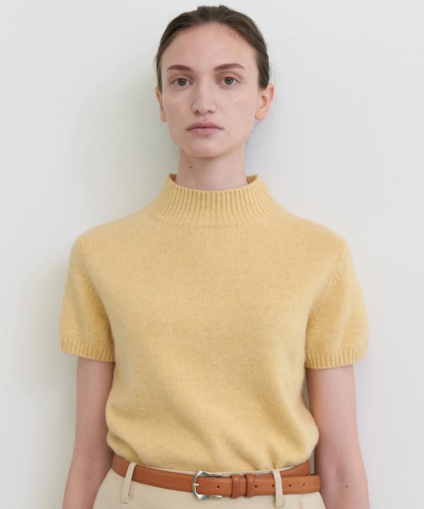 STEP AROUND Mar Crop Half Knit_Mustard
