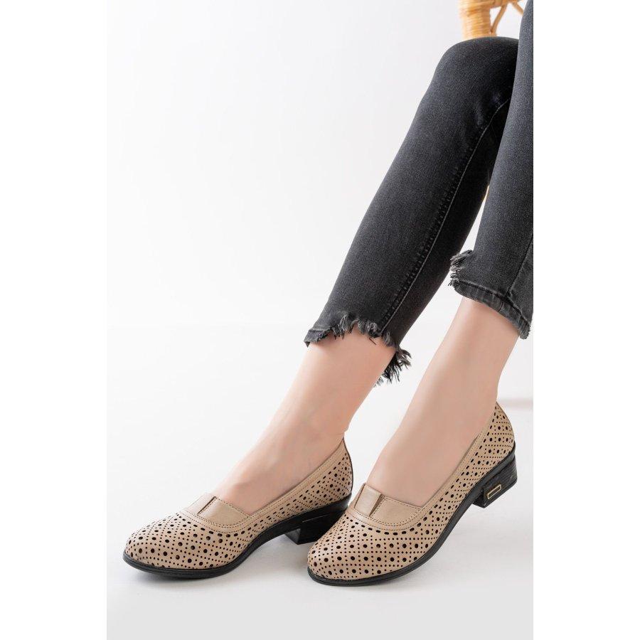 

Жіночі повсякденні літні туфлі з натуральної шкіри на низькому каблуці 36 бежевий