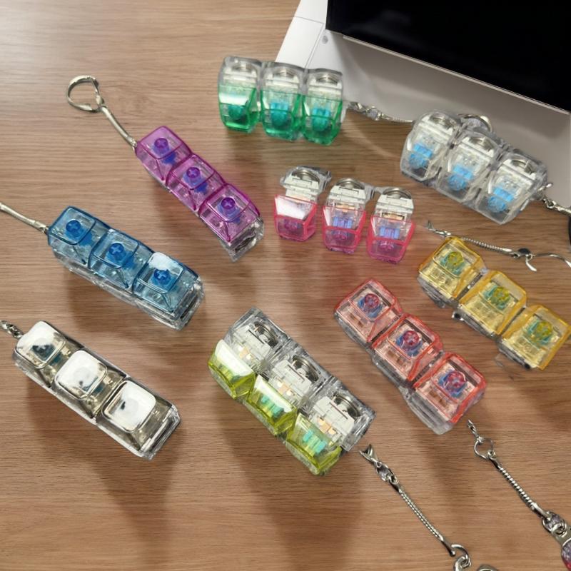 3Keys Keyboard Key Chain DIY Button Finger Keyboard Caps Stress Relief Toy Bag Pendant Transparent Shaft Decompression Toy Gift