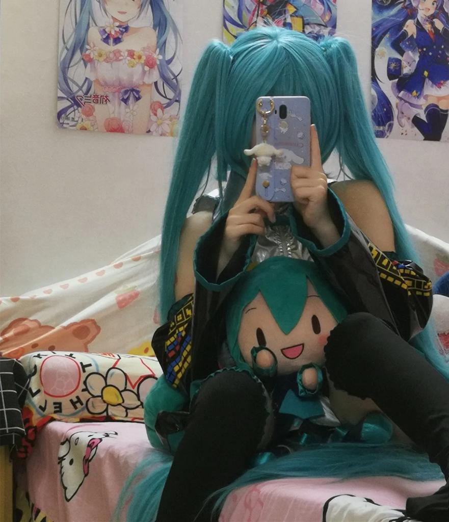 100cm/39" V SEASON Women  Magical  Snow MIKU Cosplay Wig Long Gradient Blue Hair with Ponytails