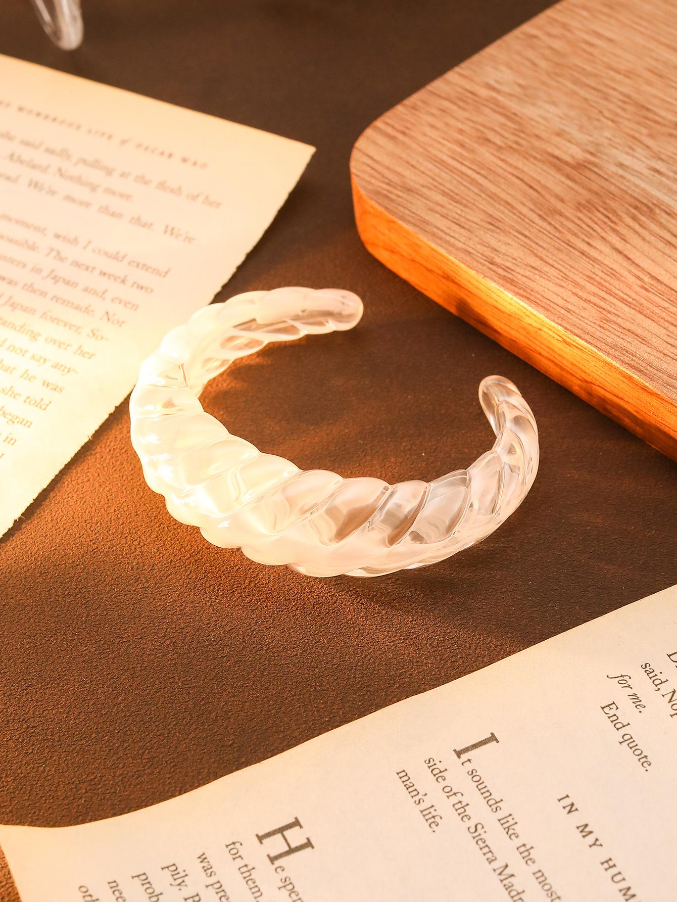 

Tire Pattern, Pointed Curved Open Bracelet At Both Ends, Personalized Fashion, Colorful Retro Bracelet, Fashion Jewelry.