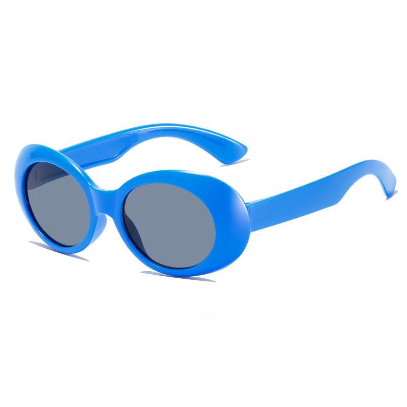 street trends, personalized Children's fashion photos, white sunglasses for boys and girls, small oval sunglasses, UV resistant