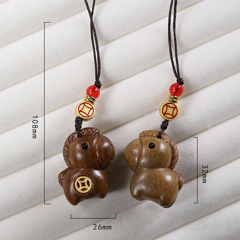 Creative Sandalwood Zodiac Horse Keychain Pendant Mobile Phone Hanging Decor Cute Wooden Artifacts Small Ornament Couple Gifts