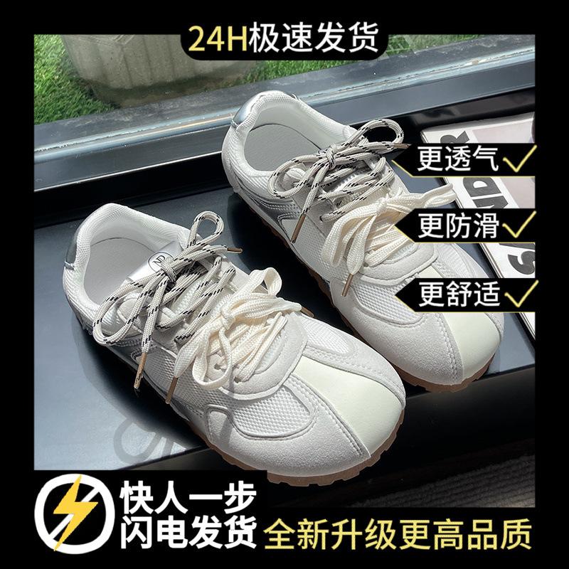 Niche retro women's spring new flat bottom inner heightening board shoes casual sports