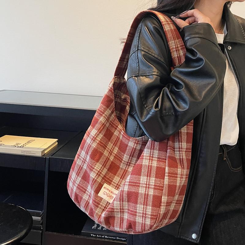 Vintage Plaid Handbag Lightweight Large Capacity Commuter Shoulder Bag