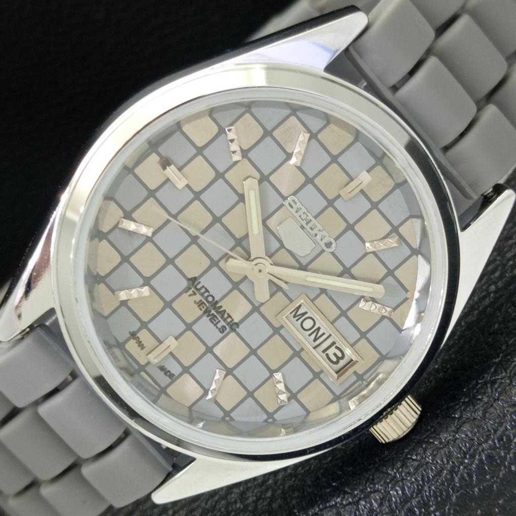 

Seiko 5 АВТОМАТИЧЕСКИЕ ЯПОНСКИЕ МУЖСКИЕ ЧАСЫ 6309A ВОССТАНОВЛЕННЫЕ ЦВЕТ СЕРЫЙ ЦИФЕРБЛАТ a440253-9 Sk-a440253-1