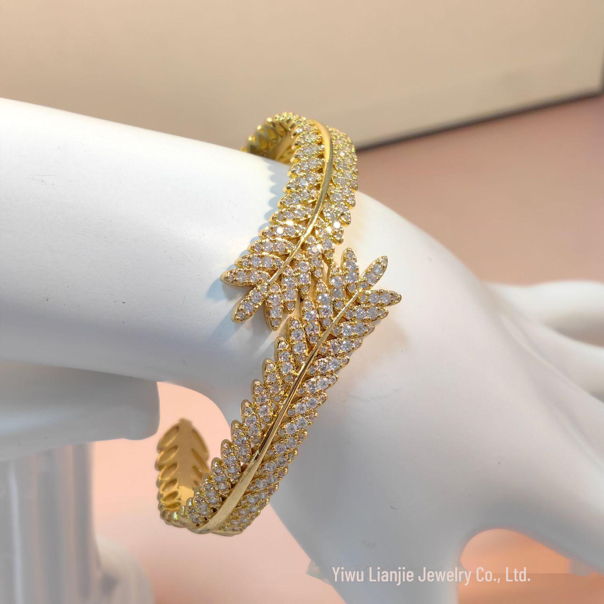 

Стильные европейские и американские браслеты из циркония с настоящей позолотой золотой