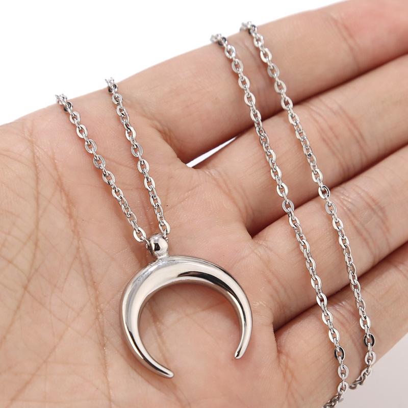 Exquisite Stainless Steel Necklace Half Moon Pendant Valentine'S Day Gift