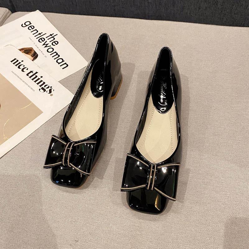 

Классические красные свадебные туфли женские туфли из лакированной кожи туфли на каблуке 3 см средней высоты женские туфли-лоферы Mary Jeans офисные туфли с бантом женские 5 чёрный