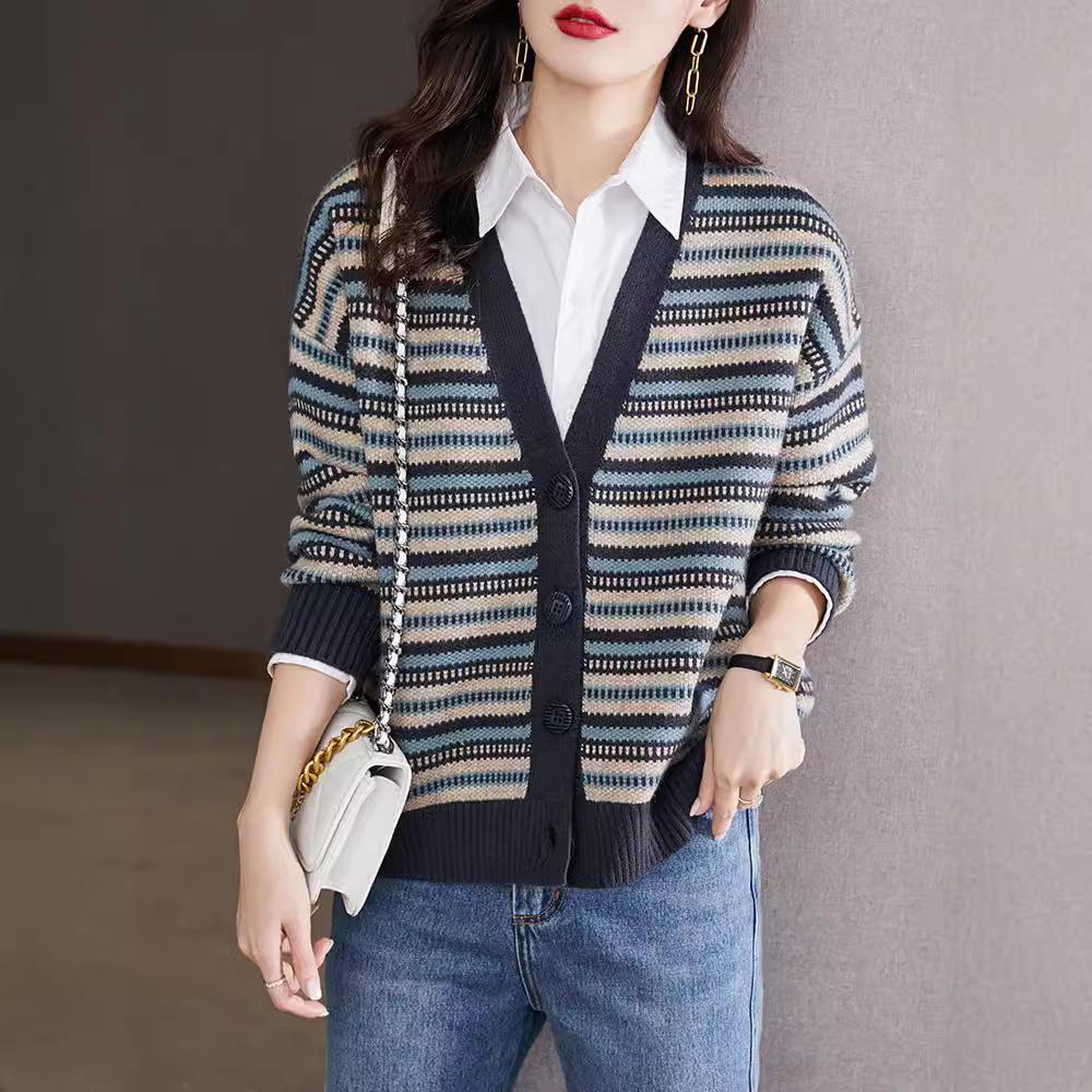 Retro Jacquard Sweater Jacket for Women's Autumn and Winter Loose V-neck Knitted Cardigan Top