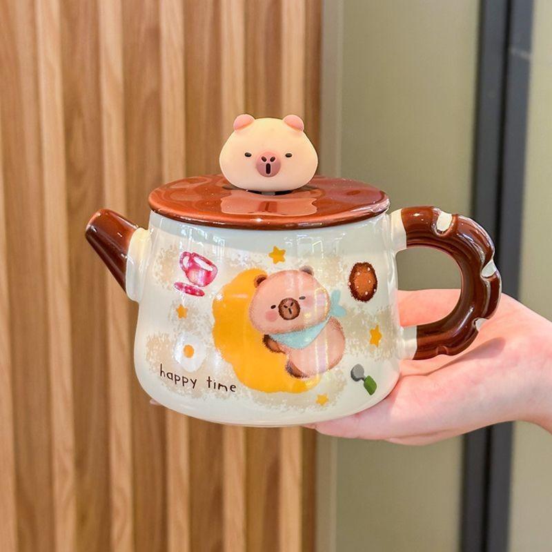 

Керамическая кружка Капибара с крышкой и ложкой для девочек, для питья воды в офисе, с высококачественной кофейной чашкой, подарок на день рождения 301-400ml