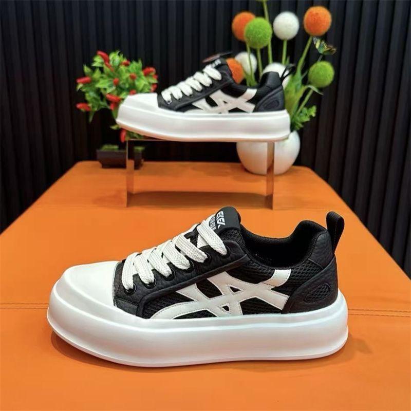 Men 's Casual Spring Fashion Skateboarding Students Comfortable Sneakers Boys Trending Soft Sole Breathable Shoes