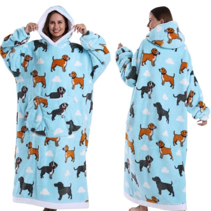 Autumn and winter sports and leisure warm TV blanket senior women's plush comfortable soft bathrobe warm fluffy robe