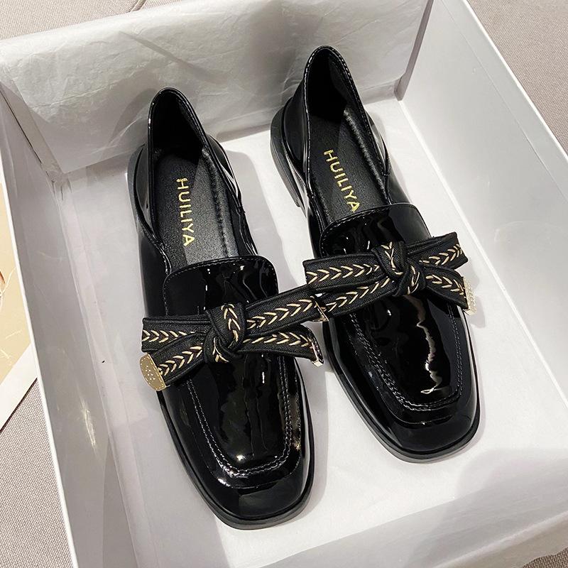 

Черные маленькие кожаные туфли женские осенний ветер 2025 новая рабочая обувь платформа лоферы плоские одинарные туфли X270-9 35 чёрный