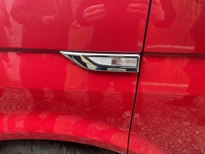 Krytky na blinkry 2015-2019 (2 ks, plast) pro Volkswagen T6