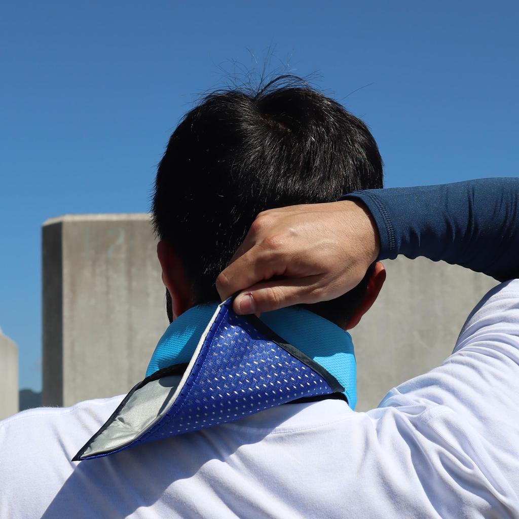 The Coolbit Ice Pocket Neck Cooler Offers Use or the Included Coolbit Ice Packs To Keep You Cool for Ideal for Farm Heatstroke and Other HCN-IPCL2