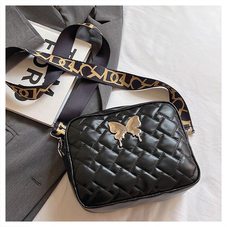 

Stylish Casual 2024 Black White Khaki Quilted Shoulder Bag With Soft Pu Material чёрный