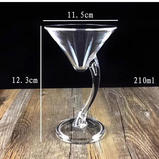 Transparente Acryl-Cocktailgläser - Martini, Margarita, Dreieckig, Hoher Stiel, Bar- & KTV-Stile