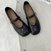 Retro round head flat bottom Mary Jane shoes women's 2025 autumn new versatile one-word strap single shoes with skirt ballet shoes