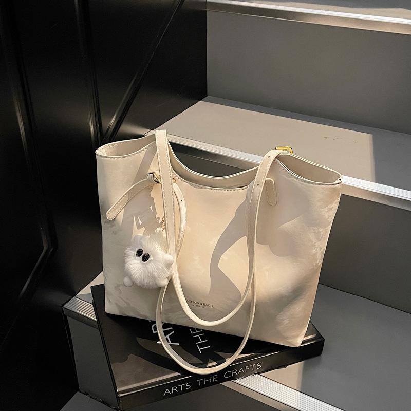 Simple and versatile large-capacity bag women's new retro niche shoulder underarm bag commuter tote bag