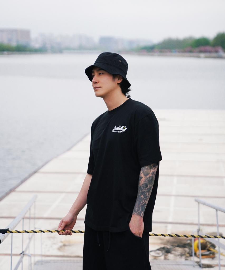 CREAM SODA LAB Basketball Short Sleeve T-Shirt Oversized Black White