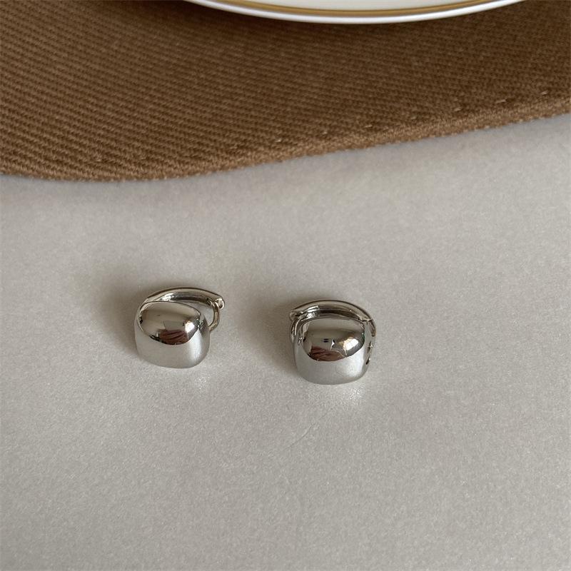 

Геометрические каффы с золотым покрытием - Минималистичный европейский и американский стиль, гладкая отделка. Идеальная текстура, идеальный выбор!