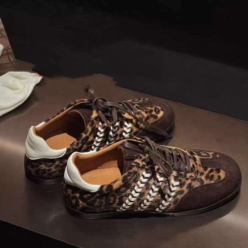 Leopard print horsehair women's autumn new retro sports leather casual board shoes tide