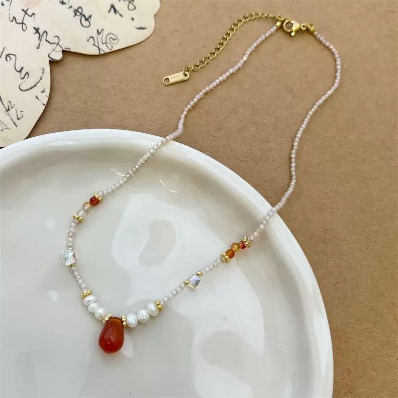 Natural Stone Beaded Auspicious Little Elephant Necklace for Women, High-end Sweater-style Neck Chain Accessory