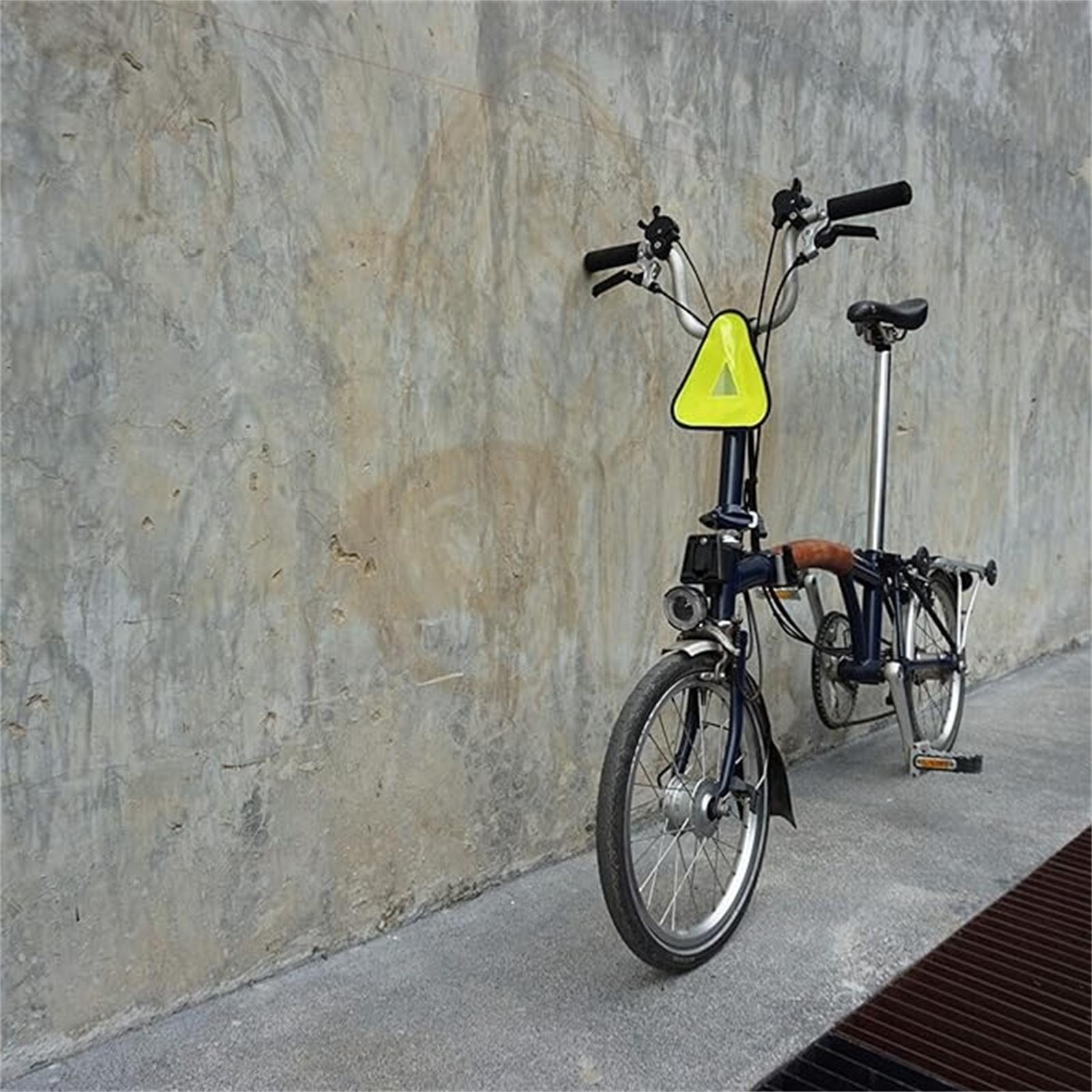 

Reflective Yield with Strap – High-Visibility Night Safety Reflector for Bike, Backpack & Car Rack One Size